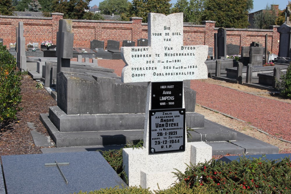 Belgian Graves Veterans Nederbrakel