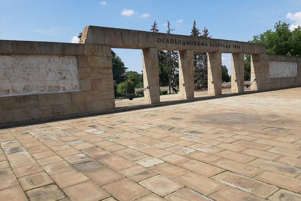 Liberators Cemetery Belgrade