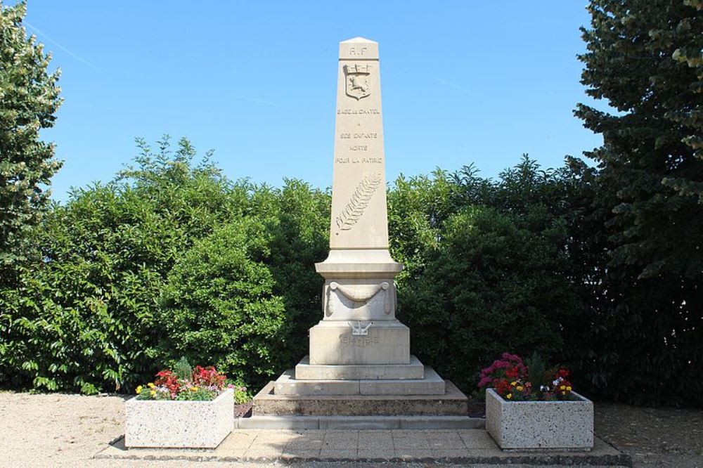 War Memorial Bg-le-Chtel