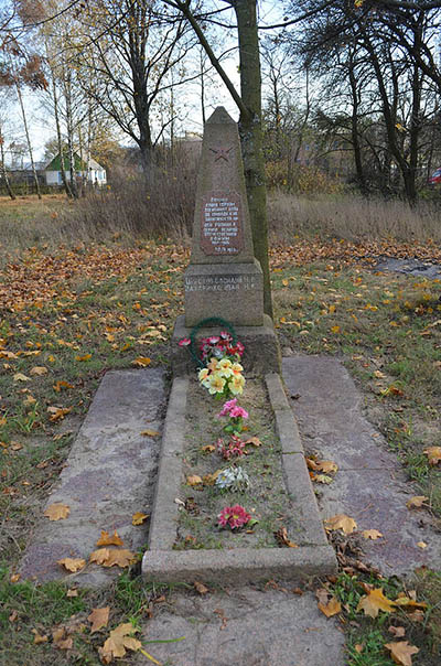 Mass Grave Soviet Soldiers Horshchyk