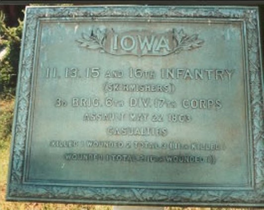 Positie-aanduiding Aanval van 11th, 13th, 15th en 16th Iowa Infantry (Union)