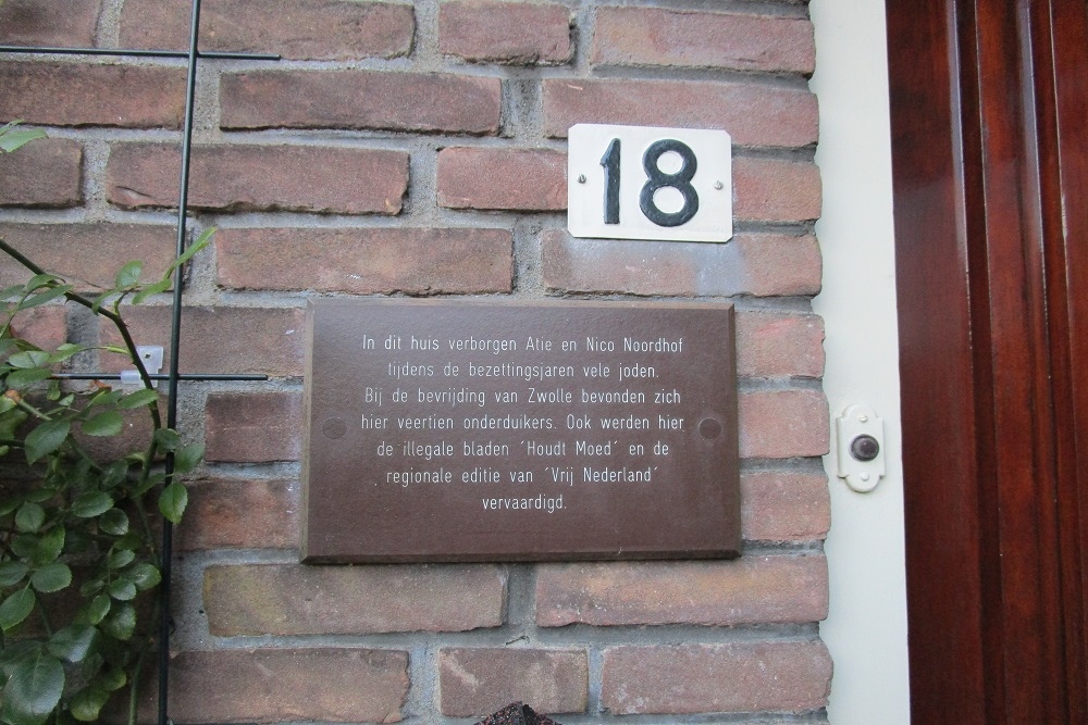 Gedenkteken P.C. Hooftstraat 18