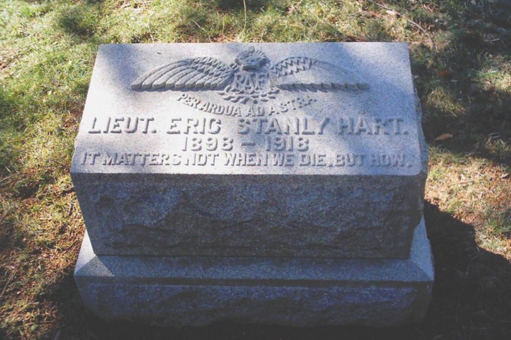 Commonwealth War Grave Amityville Cemetery