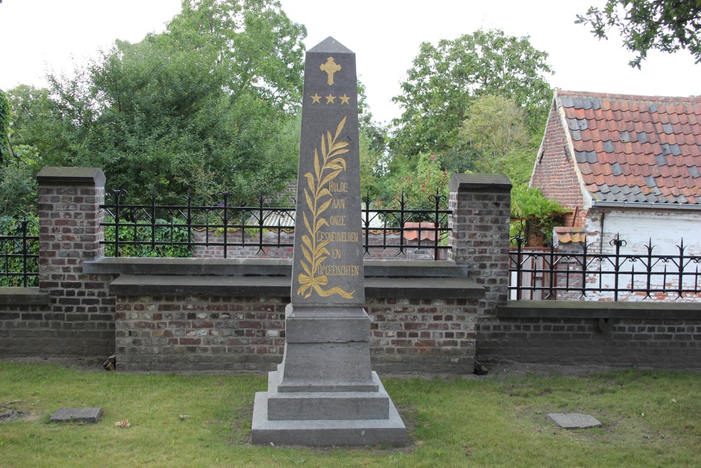 War Memorial Semmerzake