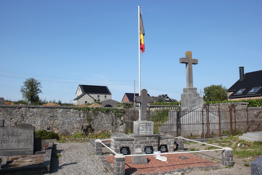 War Memorial Cemetery Awan