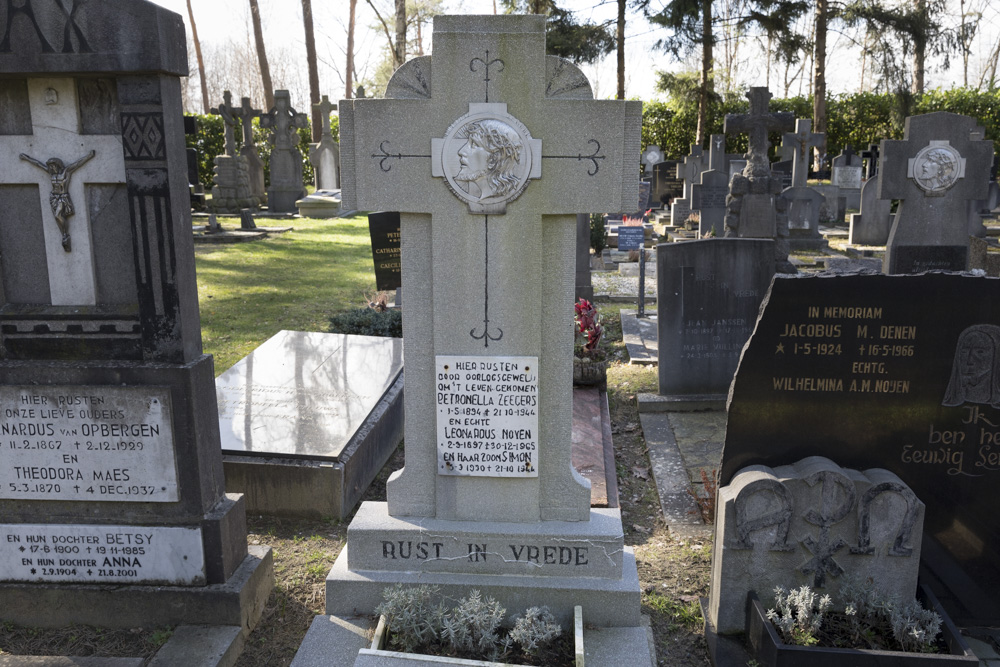 Dutch War Graves Venray