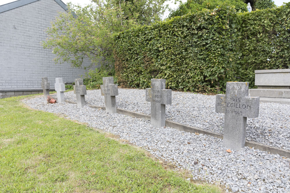 Belgische Oorlogsgraven Kerkhof Teuven
