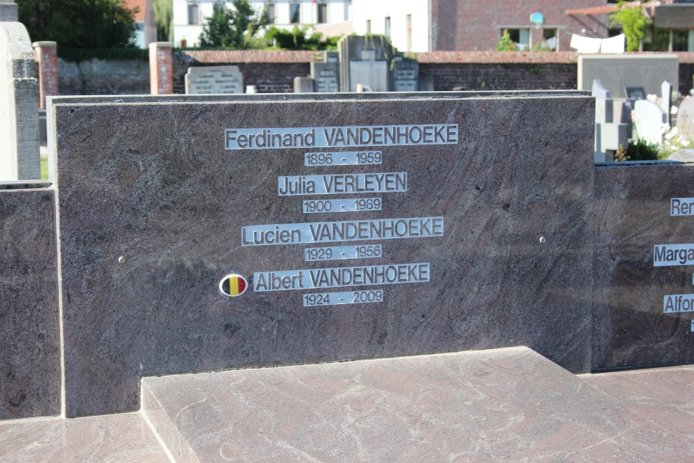 Belgian Graves Veterans Everbeek-Boven