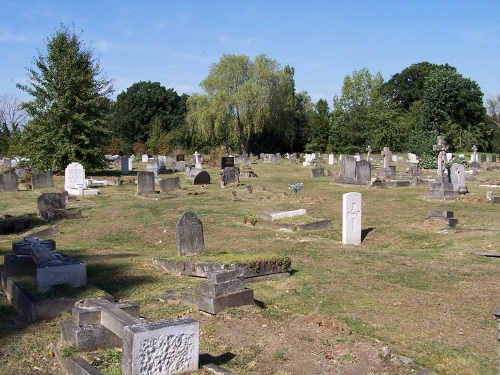 Commonwealth War Graves Morden Cemetery