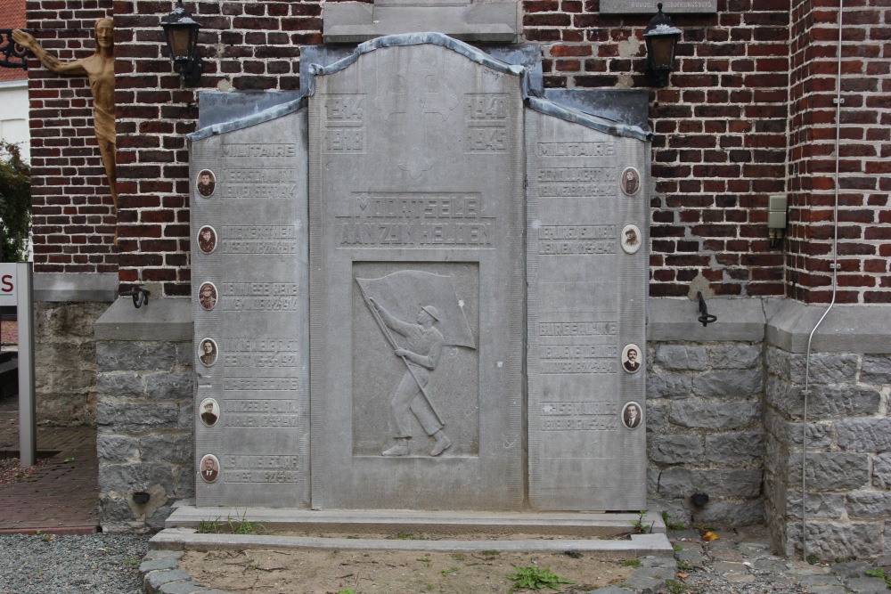 War Memorial Moortsele #2