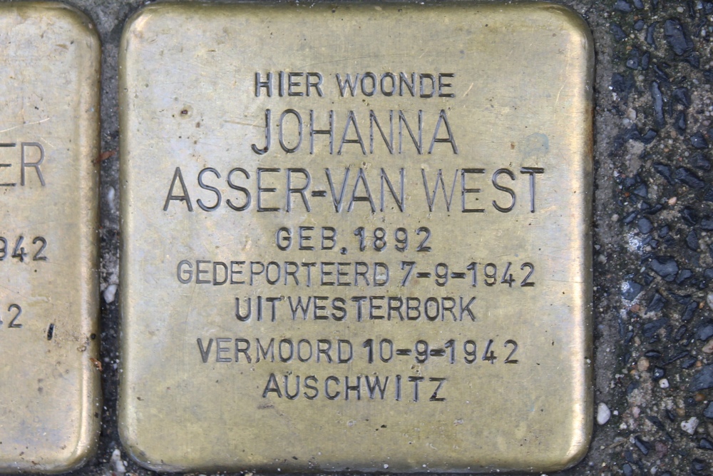 Stolpersteine Nieuwe Uilenburgerstraat 175 #4