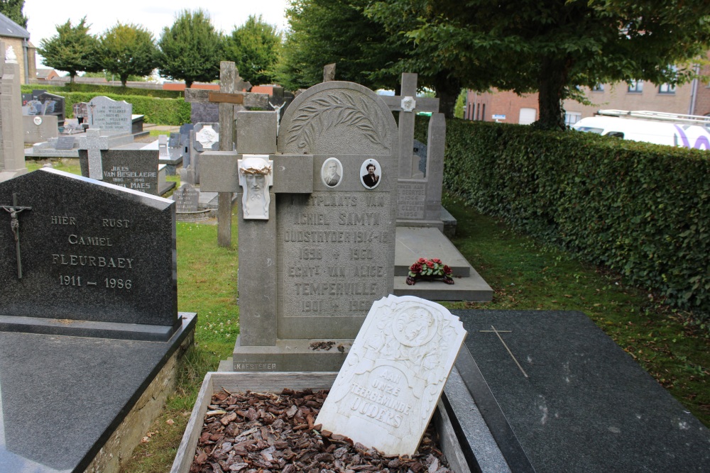 Belgian Graves Veterans Loker