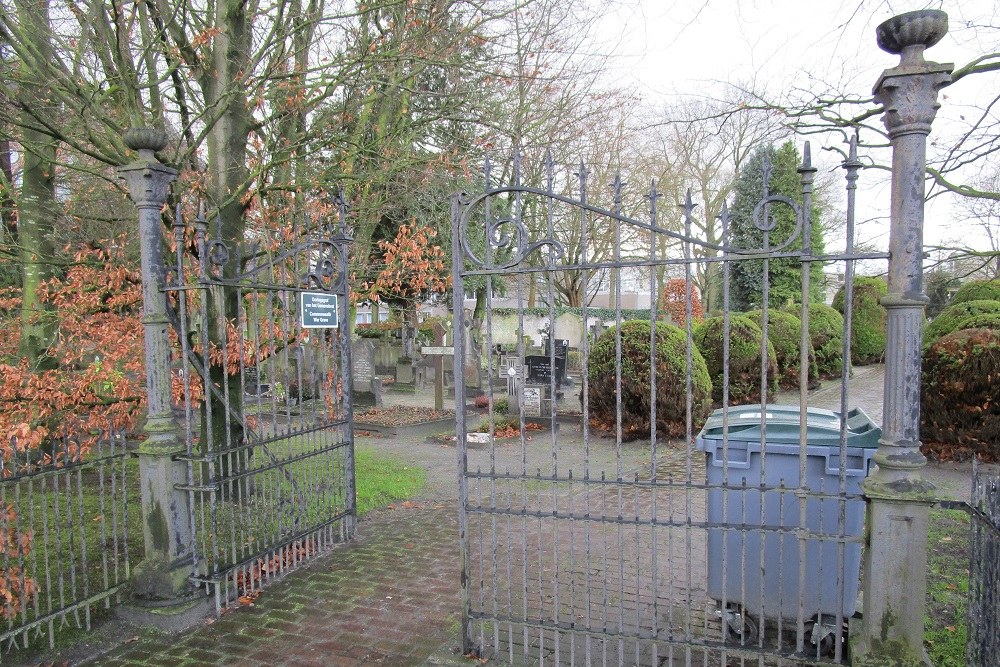 Dutch War Graves Roman Catholic Cemetery Ulvenhout