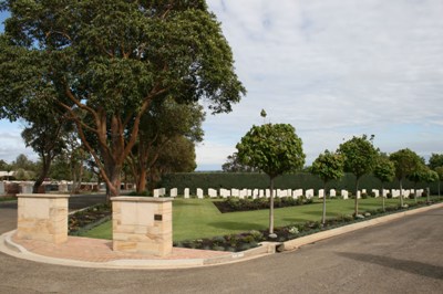Commonwealth War Graves Centennial Park Cemetery