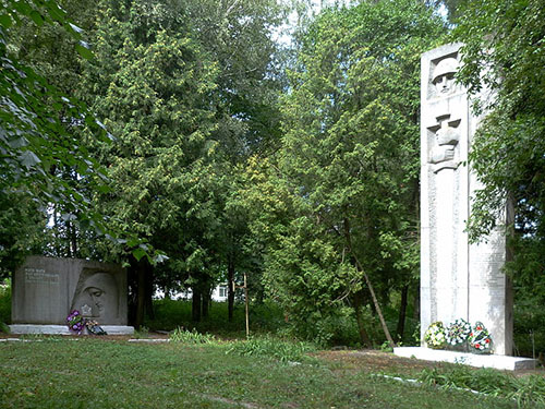 Mass Grave Soviet Soldiers & War Memorial