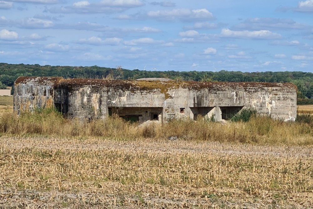 Maginot Line - Casemate Halles-sous-les-Ctes