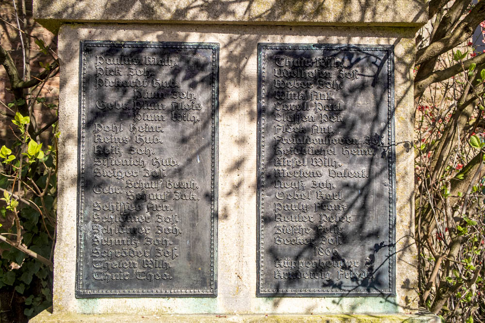 War Memorial Lendersdorf #3