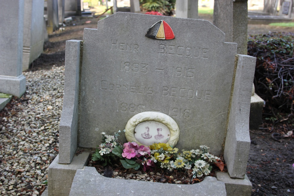 Belgische Oorlogsgraven Sint-Agatha-Berchem Groendreef