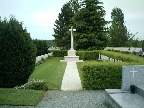 Commonwealth War Graves Bthencourt #1