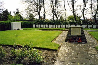 Commonwealth War Graves City Road Cemetery