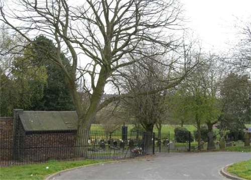 Commonwealth War Grave Knutton Cemetery