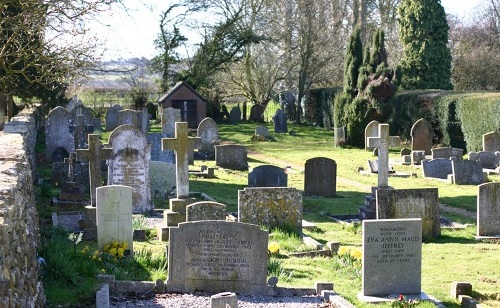 Oorlogsgraven van het Gemenebest Bledington Cemetery