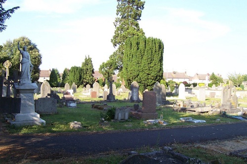 Commonwealth War Graves Wootton Bassett Cemetery