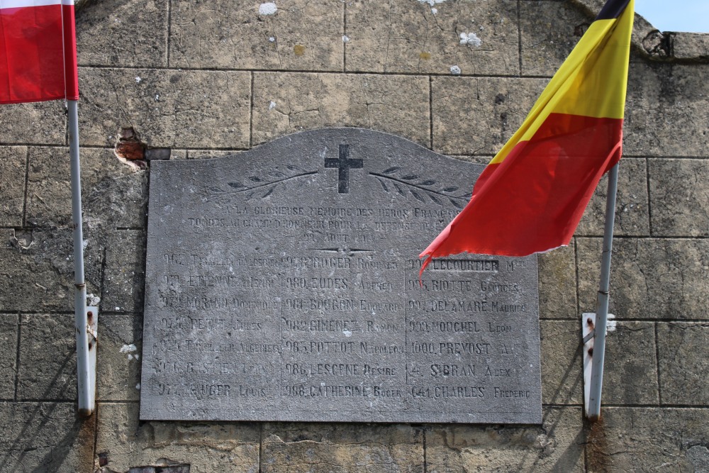 Frans Oorlogsmonument Chtelineau Cimetire du Centre #2