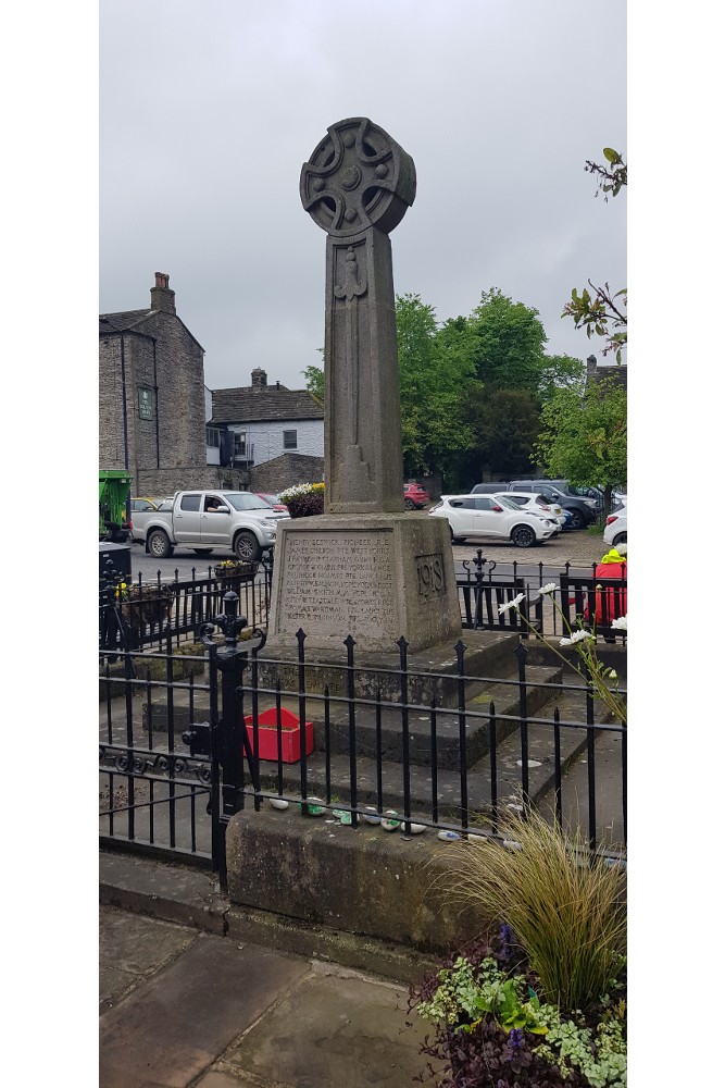 War Memorial Leyburn #5