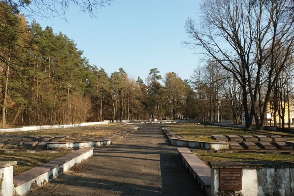 Begraafplaats Sovjetsoldaten Tweede Wereldoorlog Ukmerg