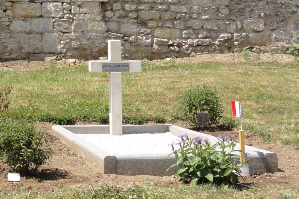 Franse Oorlogsgraven Pernant