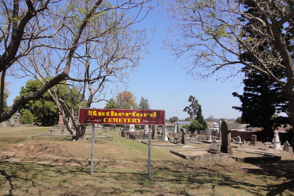 Oorlogsgraven van het Gemenebest Rutherford Cemetery