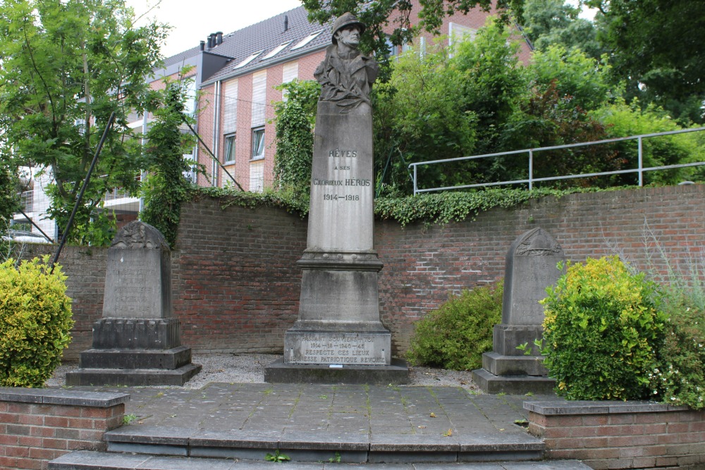 Oorlogsmonument Rves #1