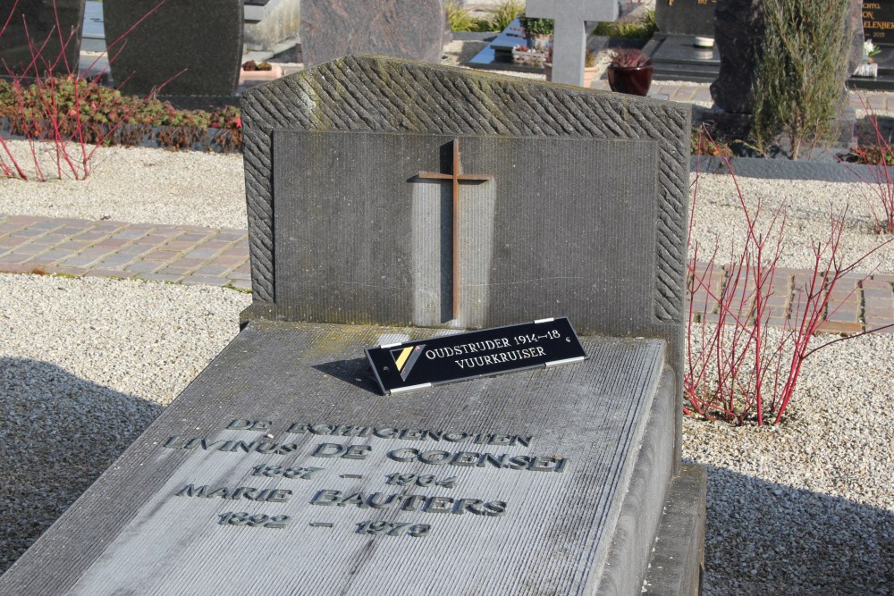 Belgian Graves Veterans Impe (Lede)