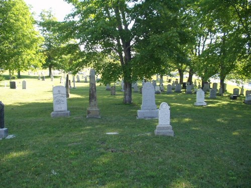 Commonwealth War Graves St. Benoit Roman Catholic Cemetery