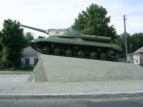 Monument 25e Tankkorps (IS-3 Tank)