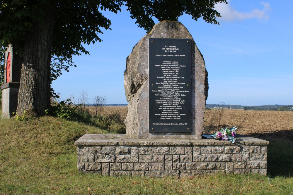 Monument Burgerslachtoffers Duits Bombardement Saint-Aubin #2