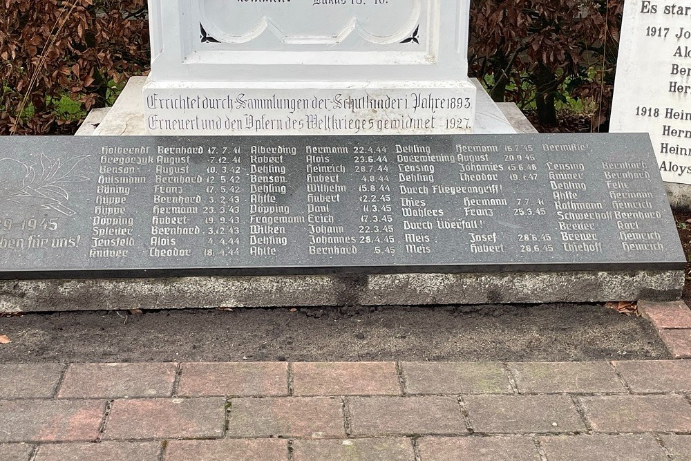 War Memorial Hlsten #2