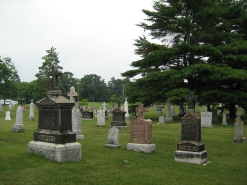 Commonwealth War Graves Marmora Roman Catholic Cemetery