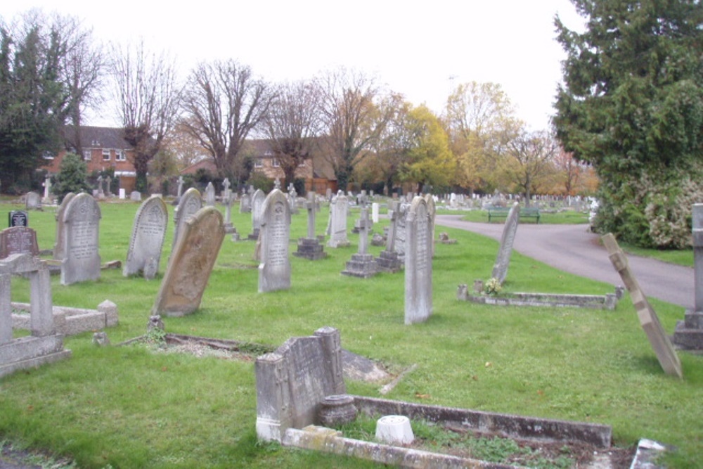 Commonwealth War Graves Baldock Cemetery