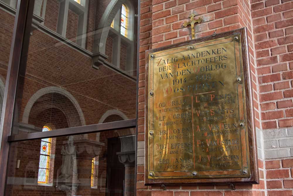 Gedenkteken Sint-Antoniusparochie Oosthoven