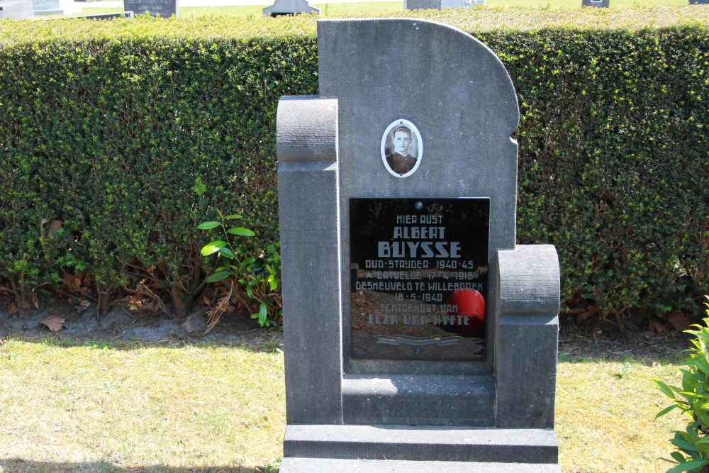 Belgian War Graves Doornzele
