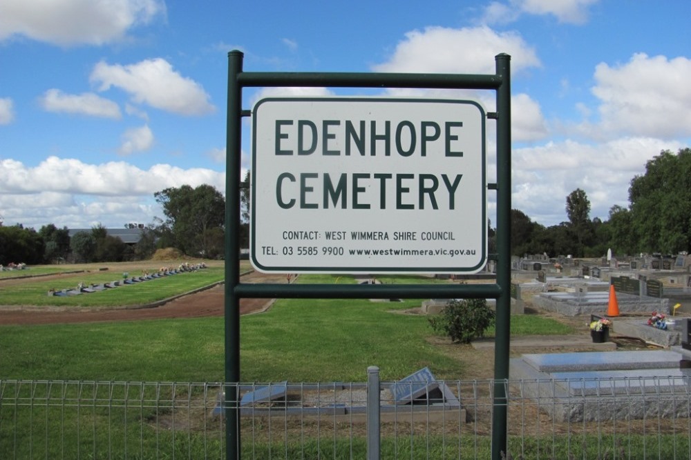 Commonwealth War Graves Edenhope Public Cemetery