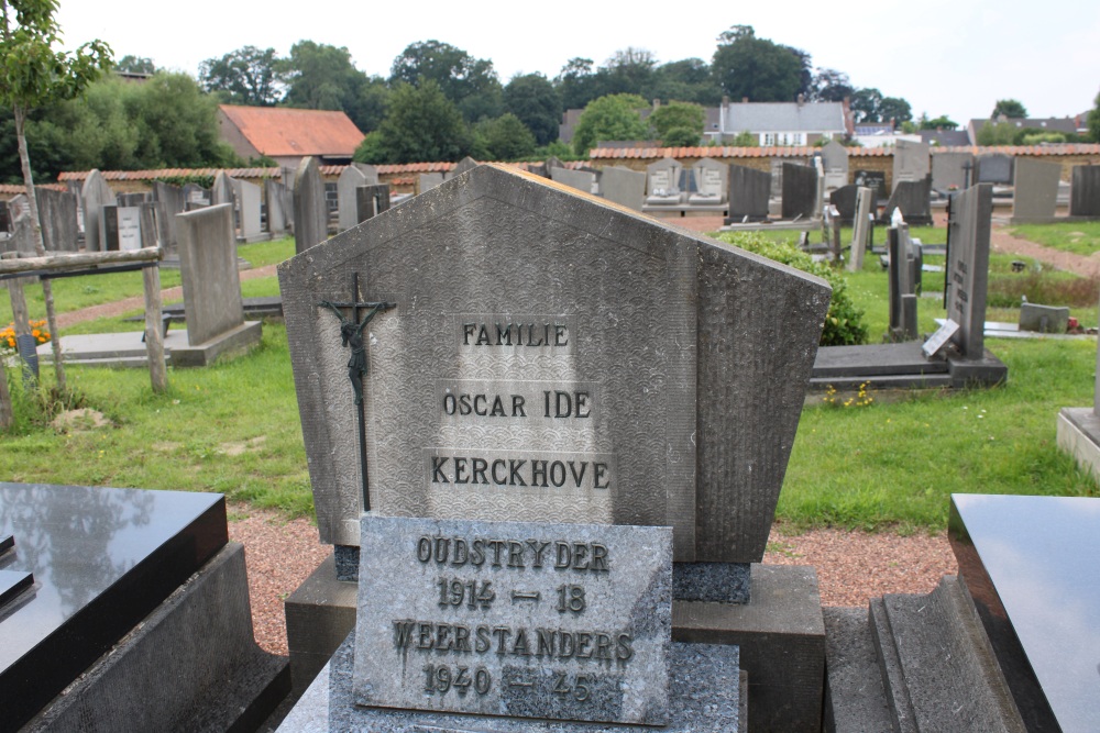 Belgian Graves Veterans Zwevezele