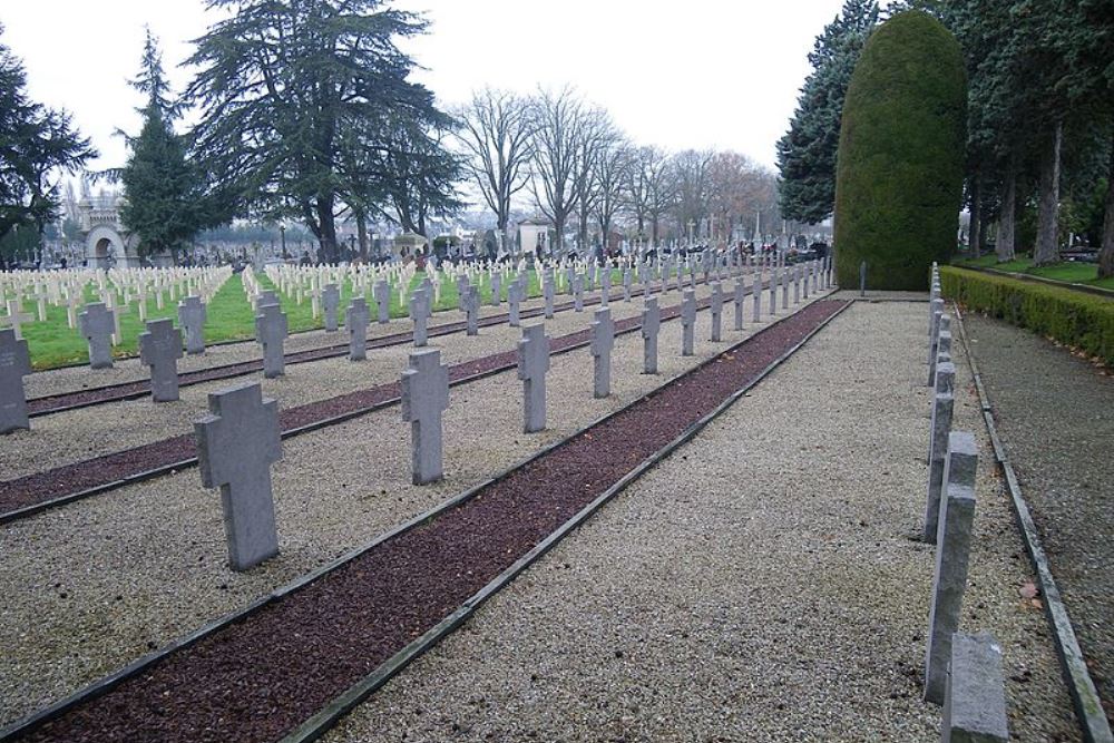 Duitse Oorlogsgraven Cimetire de lEst