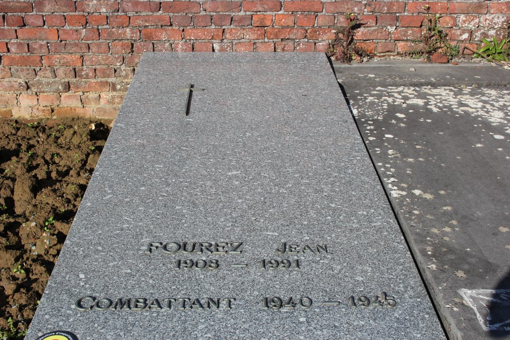 Belgian Graves Veterans Hacquegnies