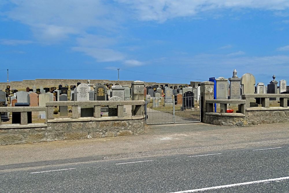 Oorlogsgraven van het Gemenebest Cairnbulg and Inverallochy Burial Ground