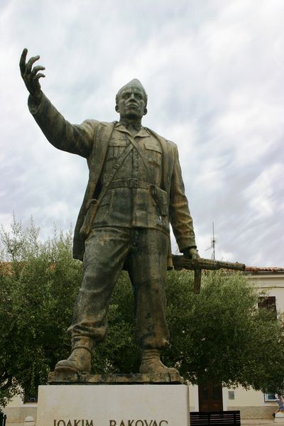 Monument Joakim Rakovac #3