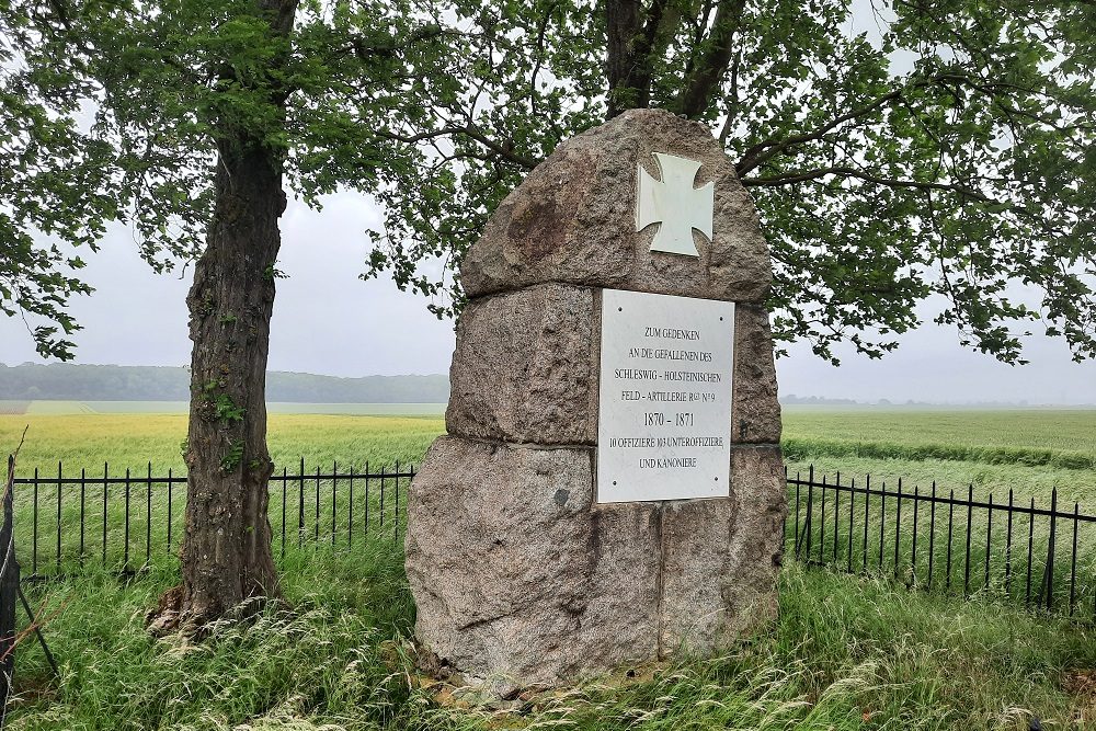 Duits Monument Schleswigisch-Holsteinsches Feldartillerie-Regiment