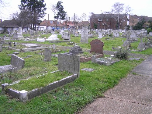 Commonwealth War Grave Benfleet Cemetery